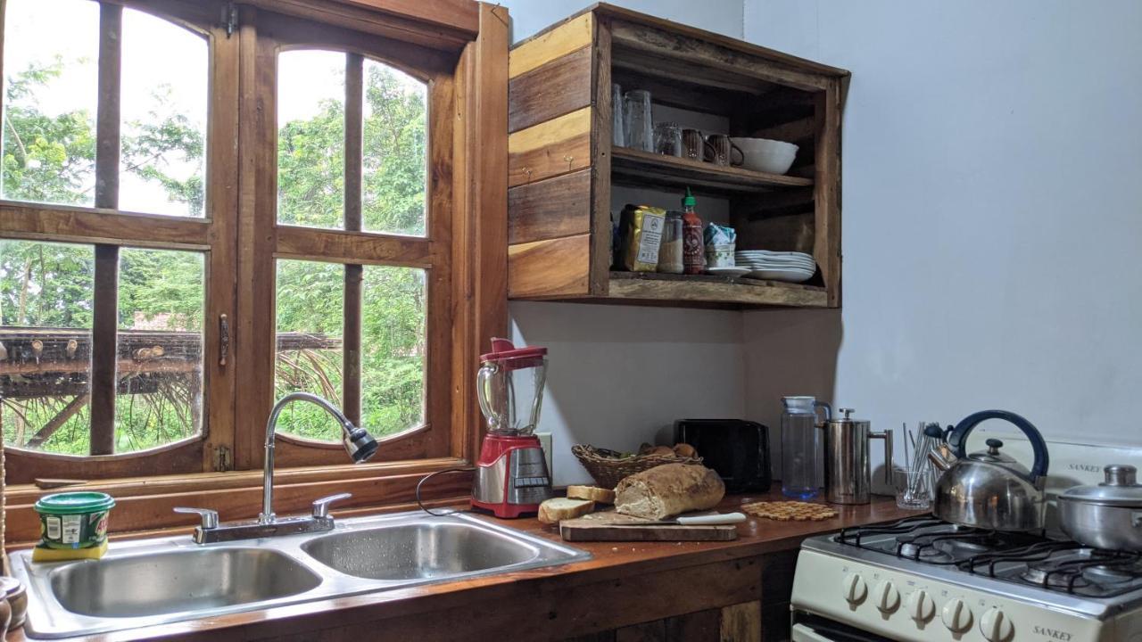 Wood Cabin - Cabana Maderas Balgue ภายนอก รูปภาพ