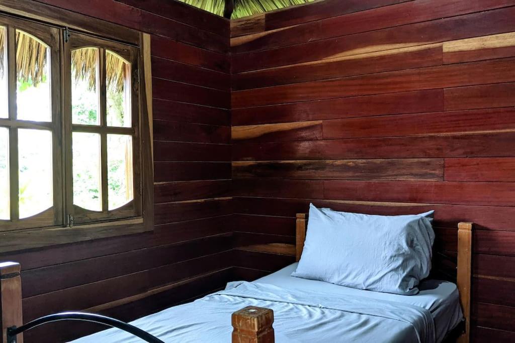 Wood Cabin - Cabana Maderas Balgue ภายนอก รูปภาพ