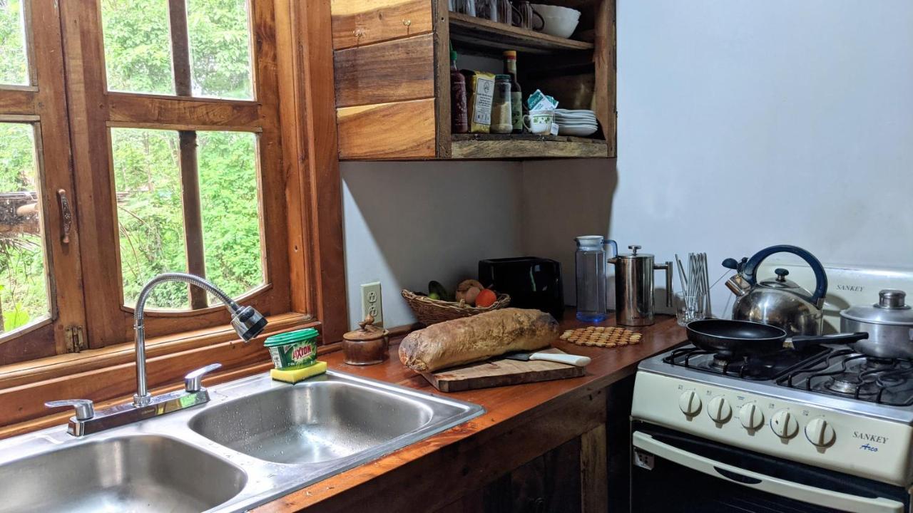 Wood Cabin - Cabana Maderas Balgue ภายนอก รูปภาพ